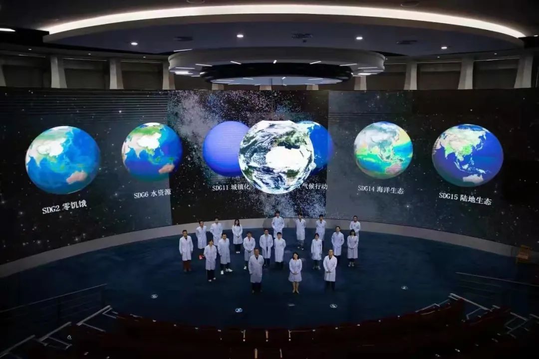 接受向导人校阅 | 九游老哥智能显示助力紫金山实验室展现强劲立异力