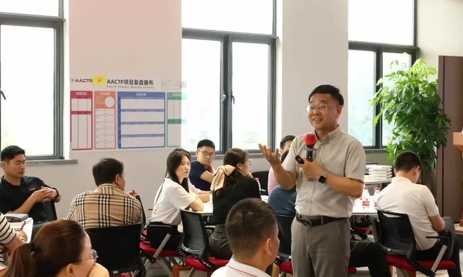 赋强人才生长 | “复盘中国行?走进九游老哥”学习活动乐成举行