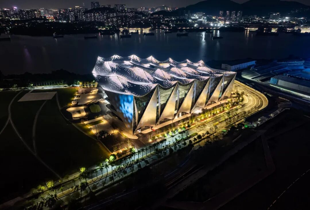 南沙地标+1！九游老哥助力大湾区科学礼堂周全亮相，，，，，，，点亮珠江科创夜